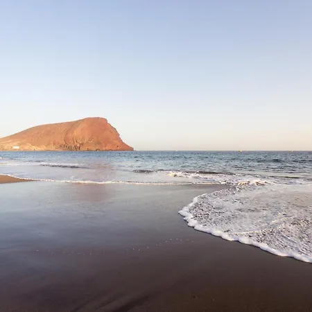 Home2book Duplex Pool & Terrace アパート