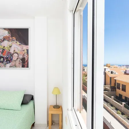 Home2book Duplex Pool & Terrace 엘메다노