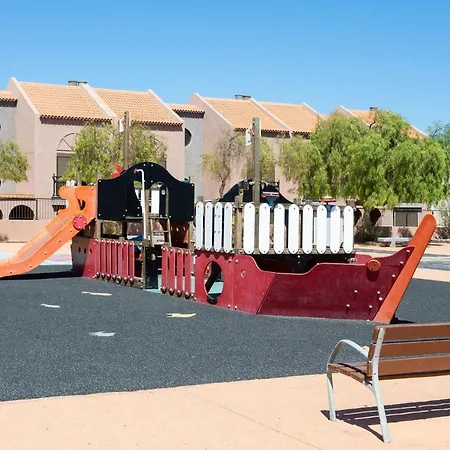 Home2book Duplex Pool & Terrace 엘메다노